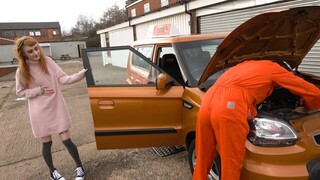 Redhead Minx Squirts on Mechanic's Huge Dick - enjoy the best porn on HD-PORN.ONLINE