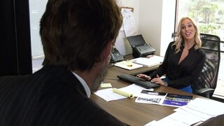 Sarah Jessie Works Hard in Lingerie - enjoy the best porn on HD-PORN.ONLINE