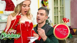 Christmas Day 2: Sia's Naughty Gift - enjoy the best porn on HD-PORN.ONLINE