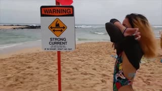 Hot amateur Aria Skye squirts on the beach POV - enjoy the best porn on HD-PORN.ONLINE