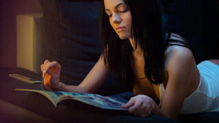 Curly Girl Gets Close Up - watch new porn video HD-PORN.ONLINE